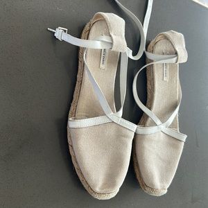 HERMES Paris Flat Ankle Strap Espadrille  sz 39